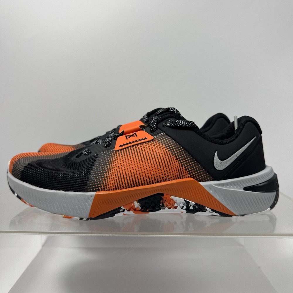 Brand New Nike Metcon 10 Black Orange Wolf Grey Training HJ1875-005 Men's Size 8